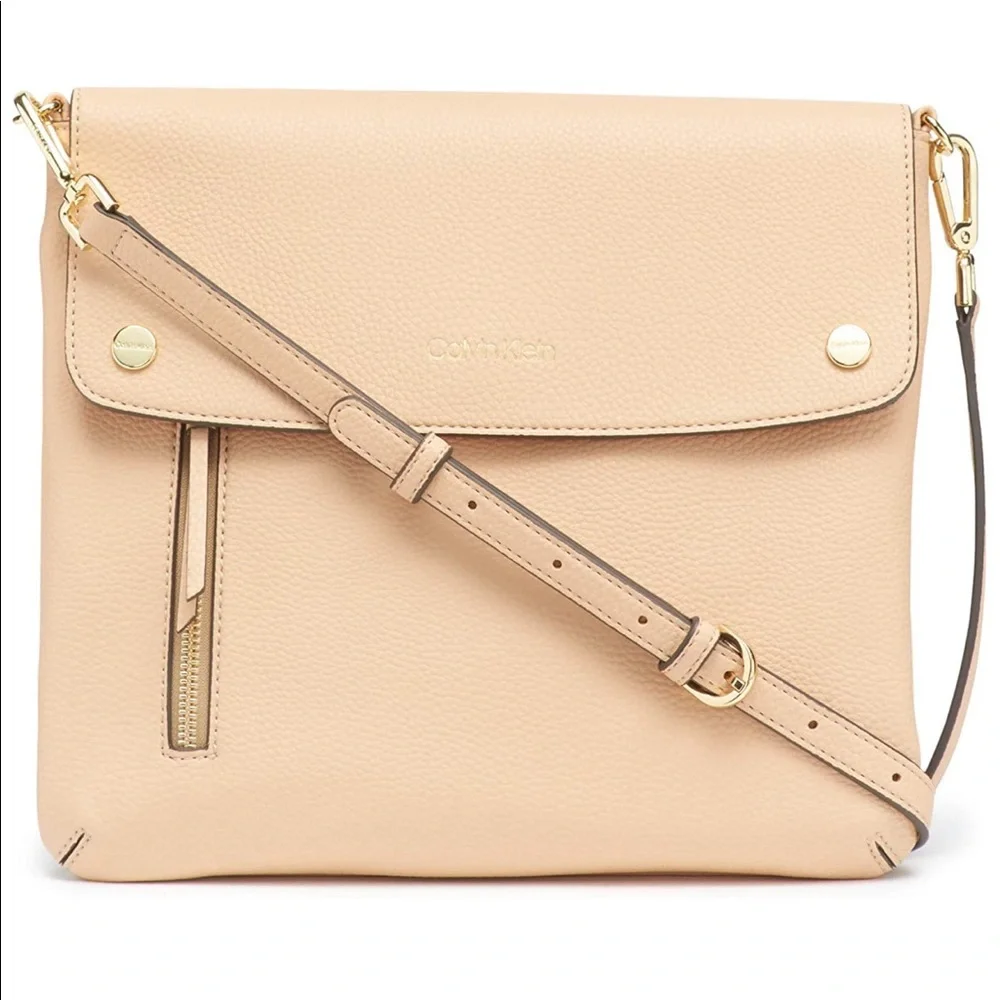 Calvin Klein Crossbody.NWT.